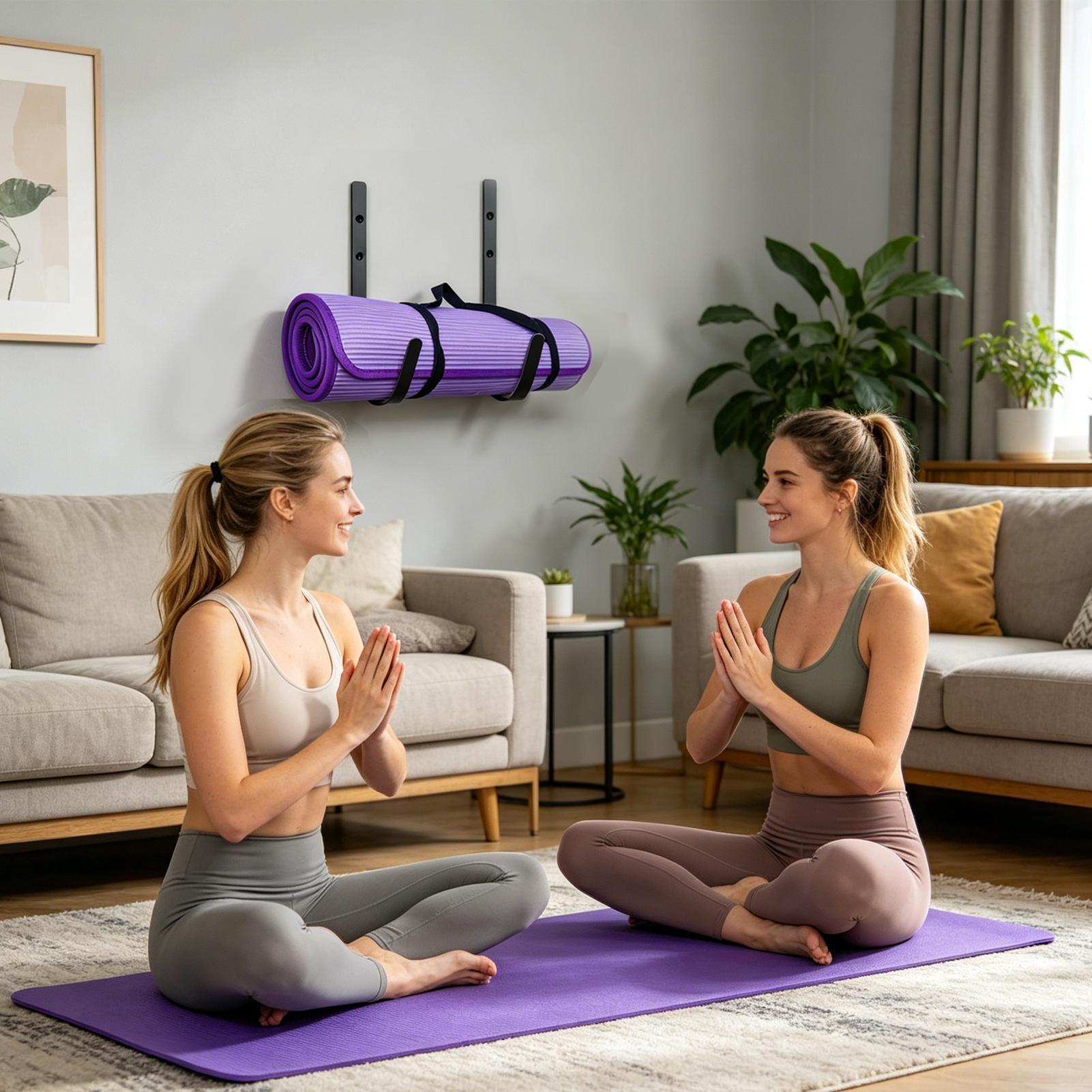 Pilates Yoga Garage - ヨガマット壁掛けフォームローラーオーガナイザーフック曲線デザインヨガマット収納ラック（部屋、ガレージ、スタジオ、フィットネス、ピラティス用）